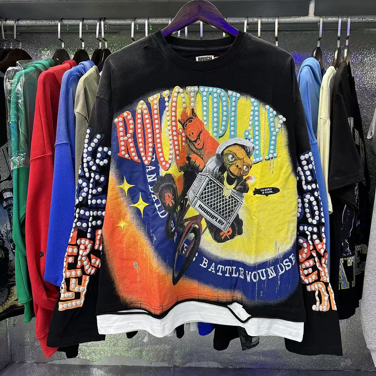 Vintage Cartoon Bicycle Graphic Oversized Long Sleeve T-Shirt – Rhinestone Y2K Streetwear Cotton Tee